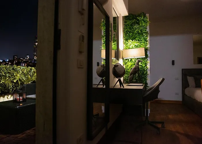 The Attic - Netflix * Milano