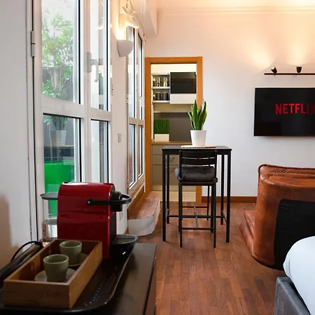 شقة The Attic - Netflix